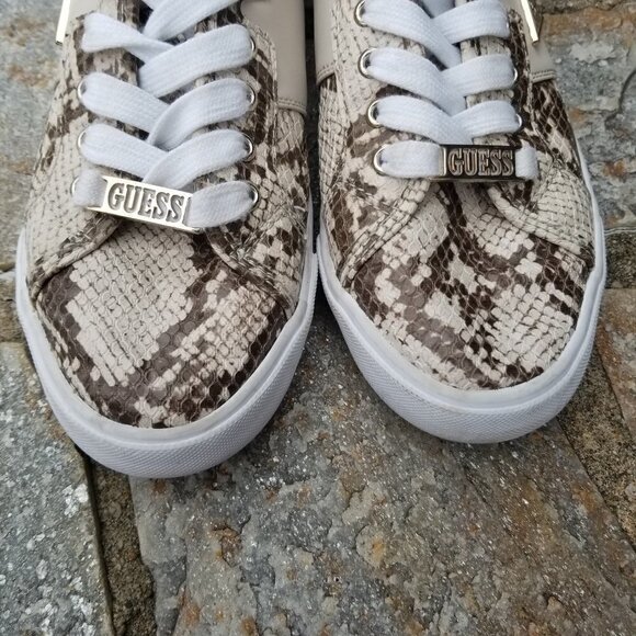 Guess Snake Animal Print Sneaker Size 7 - Picture 6 of 11